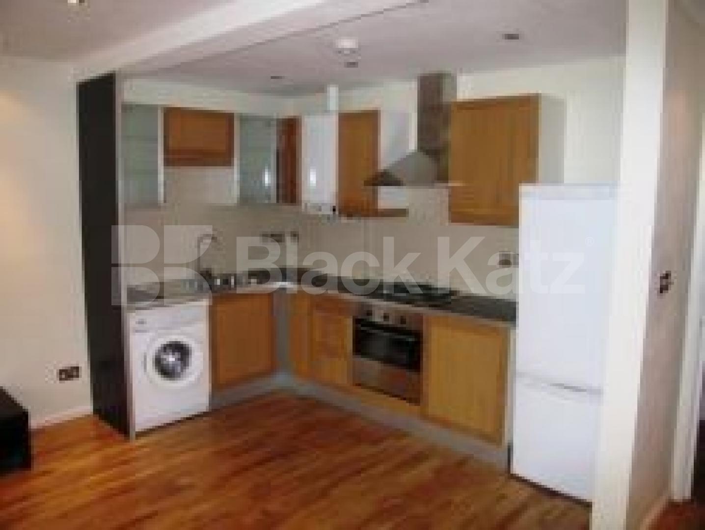 			2 Bedroom, 1 bath, 1 reception Flat			 Shirland Road, MAIDA VALE 